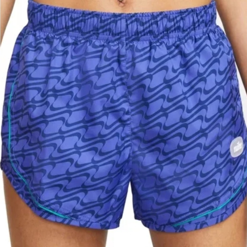 NWT Nike Dri-Fit Tempo Icon Clash Women’s Running Shorts Blue Size XL